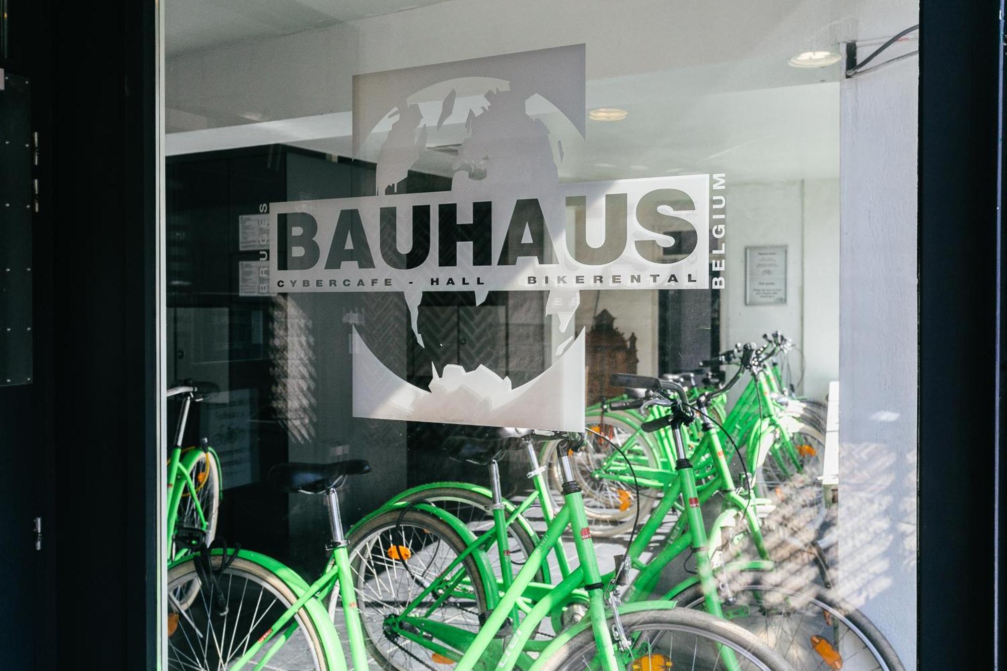 St Christopher'S Inn Hostel At The Bauhaus Брюгге Экстерьер фото